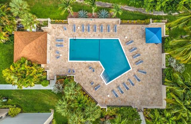 5851 Camino Del Sol - 5851 Camino Del Sol, Palm Beach County, FL 33433
