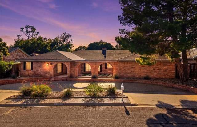 5001 Monticello Court Gallery 1