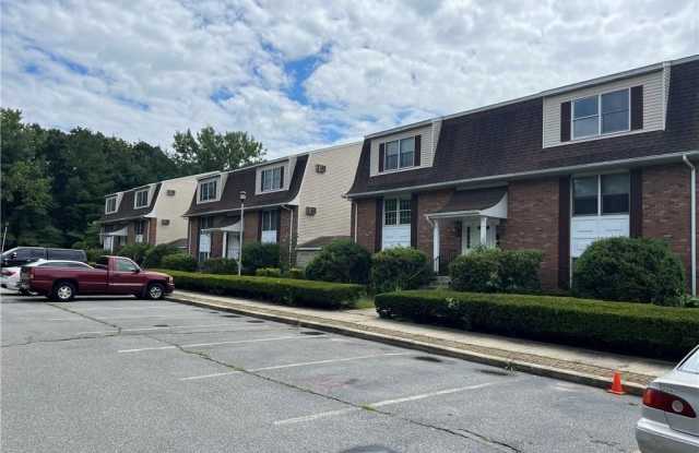 302 Boston Post Road photos photos