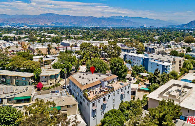 11989 LAURELWOOD Drive - 11989 Laurelwood Drive, Los Angeles, CA 91614
