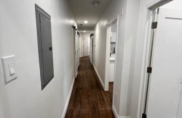 2145 ELKINS Avenue Gallery 4