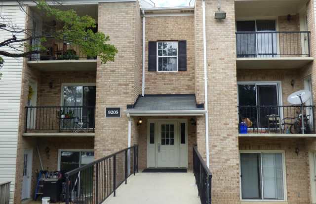 8205 WHISPERING OAKS Way unit: 303 photos photos 8205 WHISPERING OAKS Way unit: 303 photos photos