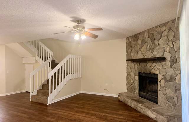 4421 Winderbrook Ct Gallery 2