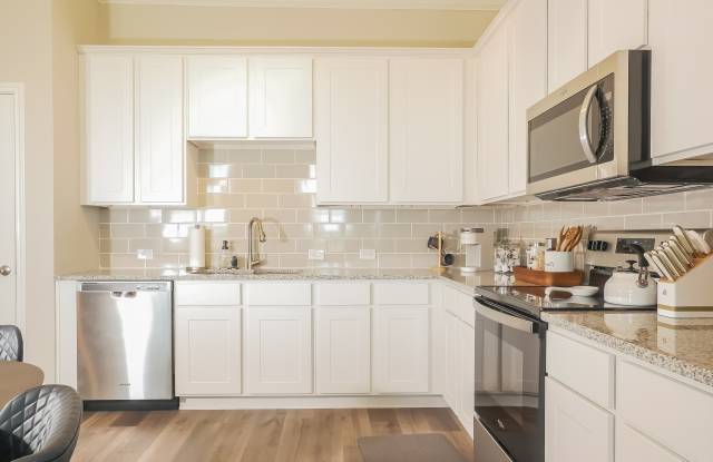 Residences at Rayzor Ranch Gallery 3