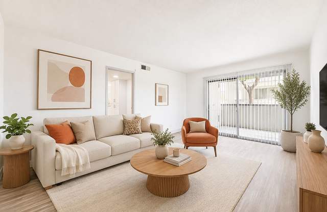 Villa Del Sol Apartments Gallery 1