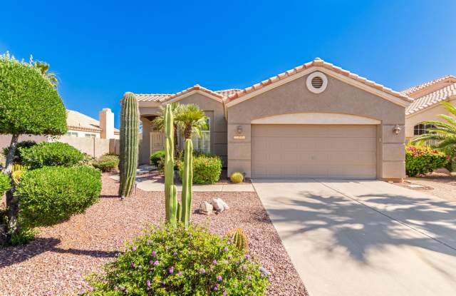 Beautiful Single Story Home in Superstition Springs Village! photos photos