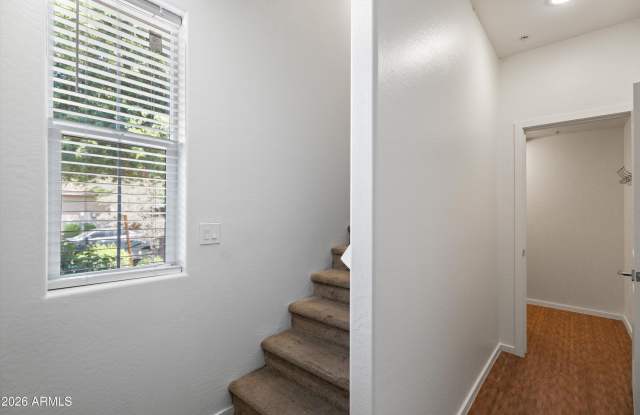 2304 E HIDALGO Avenue Gallery 4