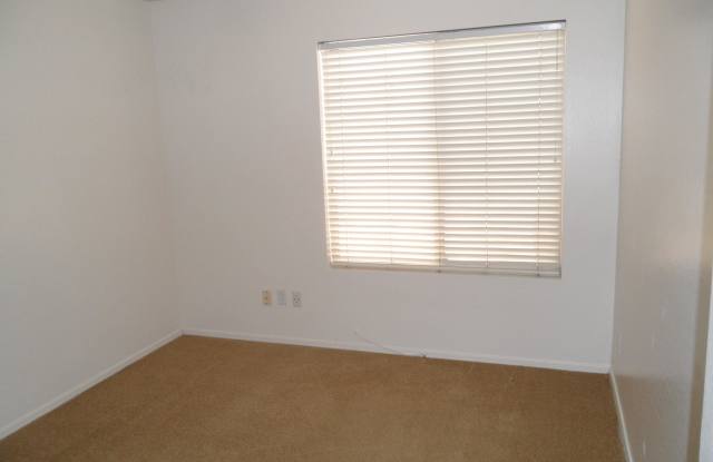 10450 E RAINTREE Drive Gallery 4