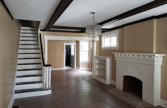 33 Bryn Mawr Avenue Gallery 2