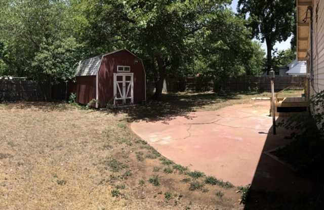 1305 Killian Drive Gallery 3