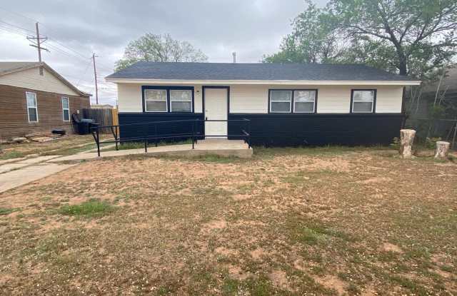 Now available 3 bed 1 bath in Arnett Benson photos photos