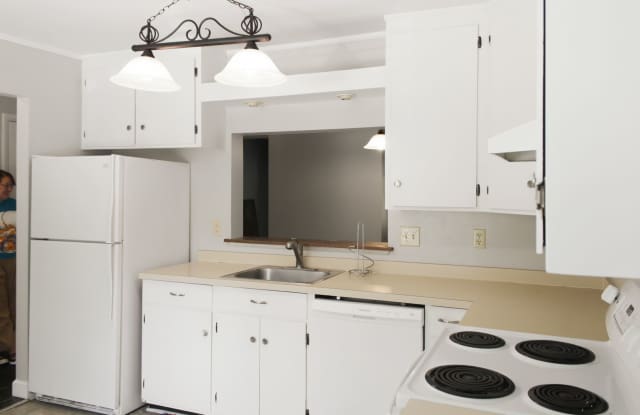 Cozy 2-story Townhouse Gallery 4