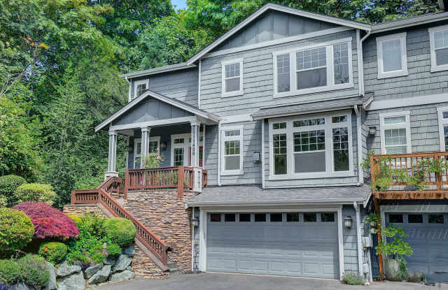 3Bd/3.25Ba Kirkland Townhome photos photos