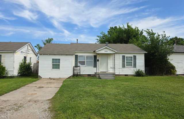 3 Beds 1 Bath Home in Shawnee! photos photos
