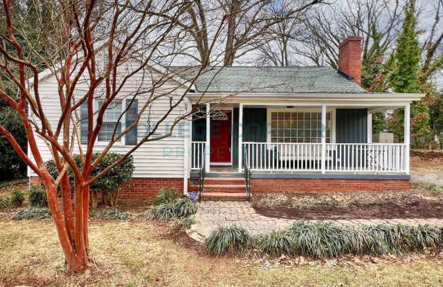 1226 BROOKWOOD DRIVE AVAILABLE 06/01/2028-29 Fully Furnished, . Gallery 1