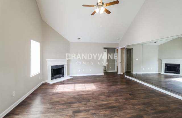 4976 Truitt Lane Gallery 3