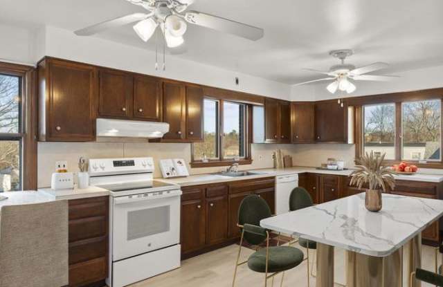 16 Harold Avenue photos photos