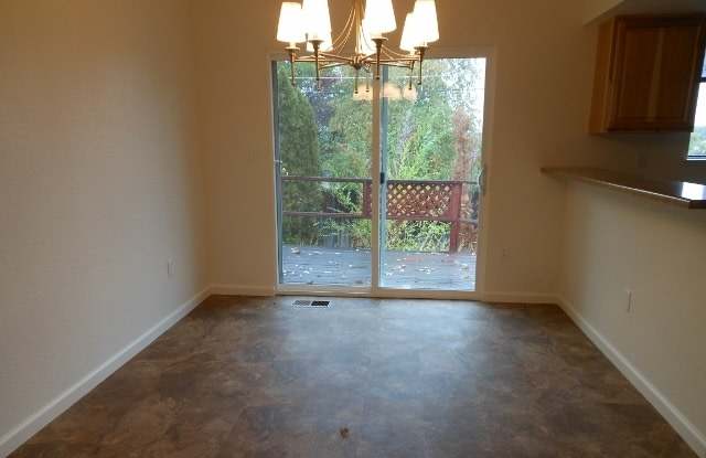 1340 Tioga Way Gallery 4