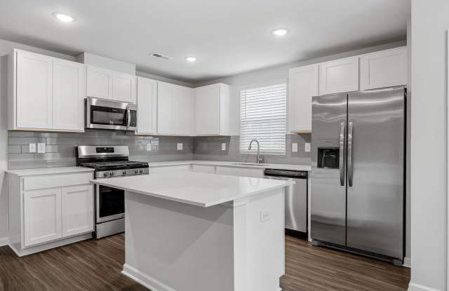 Location Location; 3 BR, 2.5 BA home. *$500 OFF FIRST MONTH RENT* photos photos Location Location; 3 BR, 2.5 BA home. *$500 OFF FIRST MONTH RENT* photos photos