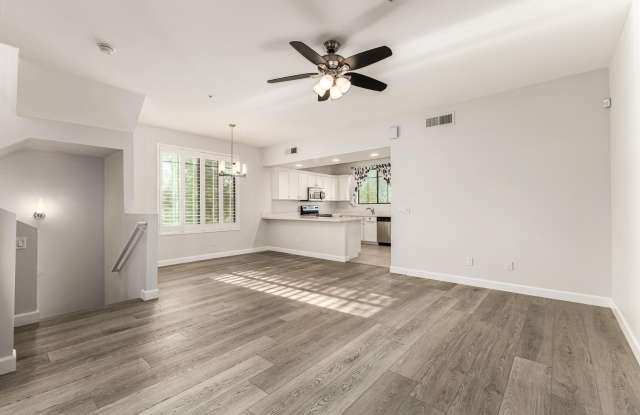 2315 N 52nd Street unit: 110 photos photos