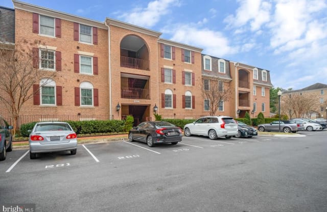5715 BREWER HOUSE CIRCLE - 5715 Brewer House Circle, North Bethesda, MD 20852