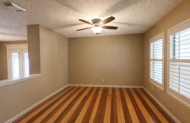 Hunters Chase 3 Bedroom Near UTSA, Medical Center, La Cantera and Much, Much More! Gallery 3