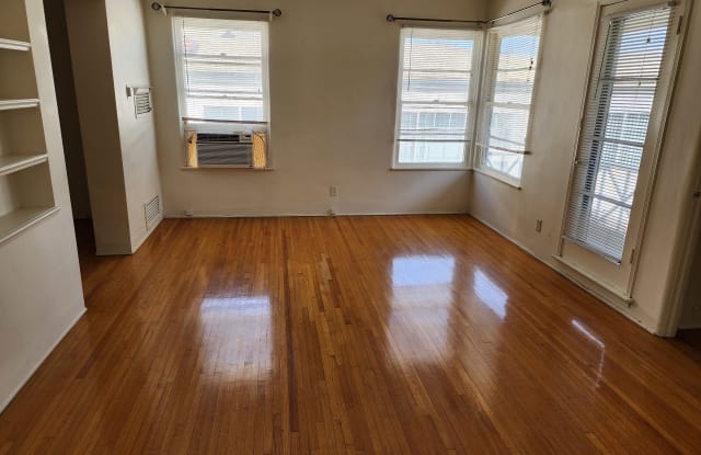 10713 Ashton Avenue - 10713 Ashton Avenue, Los Angeles, CA 90024