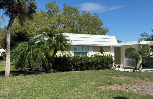 5835 TIDEWOOD AVENUE photos photos