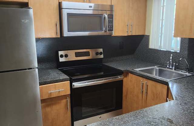 17440 Northwest 67th Court Gallery 3