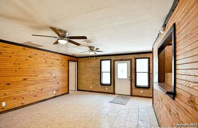 1155 Fm 2722 unit: 103 photos photos