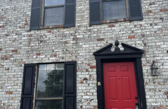 2006 Reaches Place unit: B photos photos