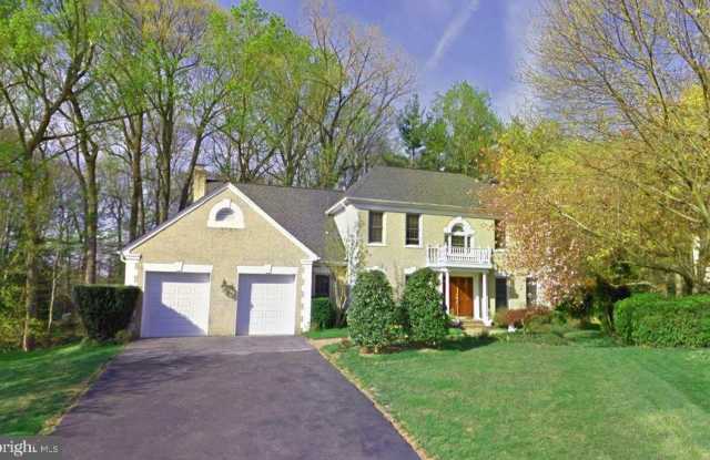 2 ROYAL DOMINION Court photos photos 2 ROYAL DOMINION Court photos photos