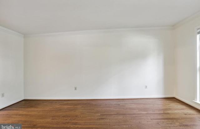 4714 WESTERN ST Gallery 3