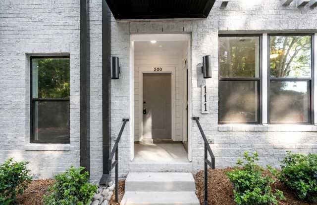 111 N Franklin St photos photos