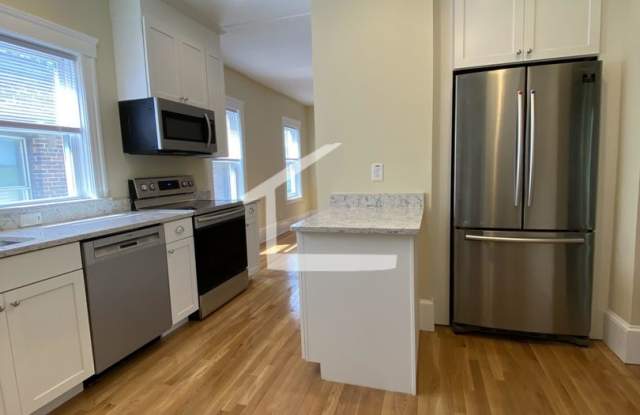 Huge renovated 4 bed unit near the Green Line in Brookline! photos photos