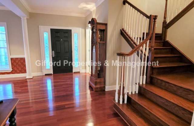 129 Old Hard Road Gallery 4