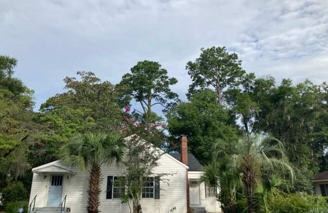 409 Edgewater Road photos photos