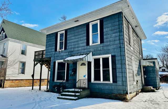 647 West Lexington Avenue - 3 photos photos