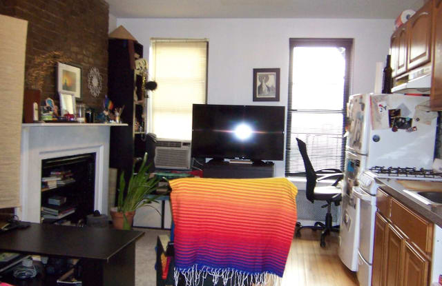 441 West 49th Street photos photos