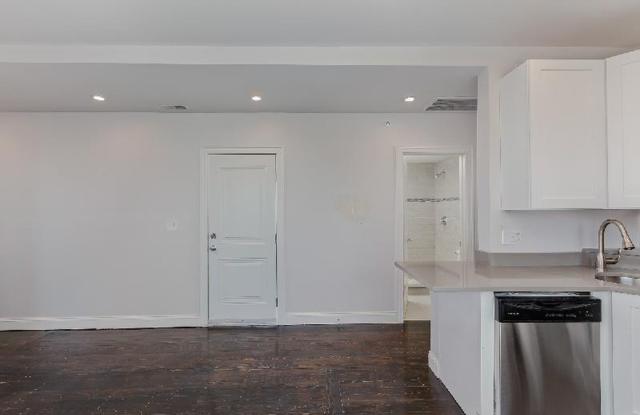 Huge 6 bed near Northeastern Gallery 3