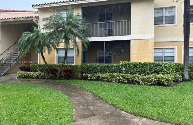 1247 SW 46th Ave photos photos