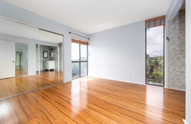 Corner unit with views! photos photos