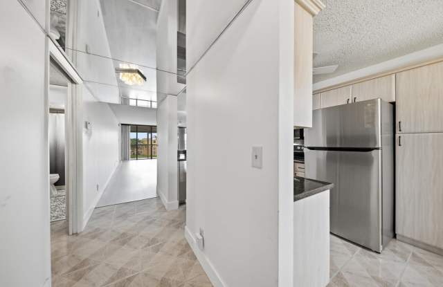 6539 CORAL LAKE Drive Gallery 4
