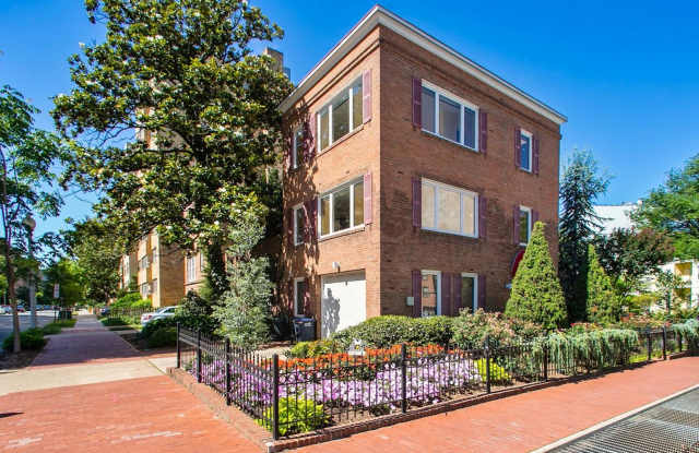 Stunning Foggy Bottom Rowhome! 3 Bed 3 bath photos photos Stunning Foggy Bottom Rowhome! 3 Bed 3 bath photos photos