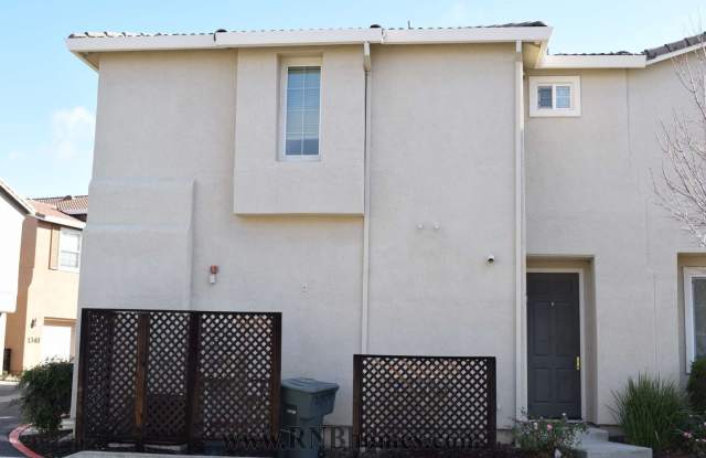 1345 Incline Drive Unit 1 Gallery 4