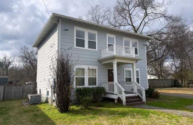 2411 Foster Avenue photos photos