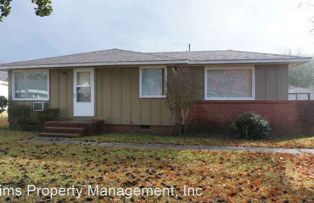 2716 Edwards Ave. - 2716 Edwards Avenue, Cumberland County, NC 28390 2716 Edwards Ave. - 2716 Edwards Avenue, Cumberland County, NC 28390