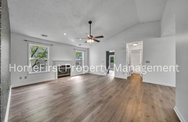 1201 Red Stone Drive Gallery 3