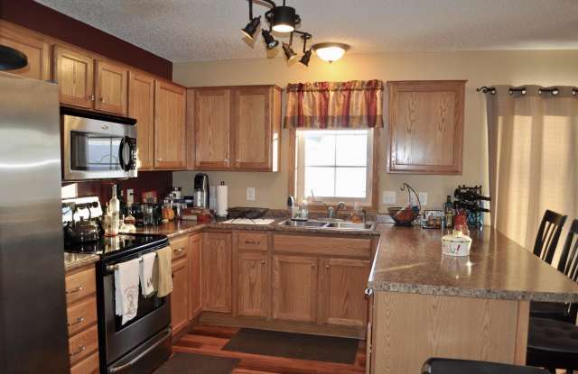 17544 Gillette Way - 1 Gallery 3