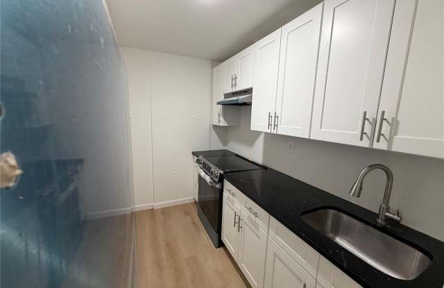 947 college Avenue - 947 College Avenue, Bronx, NY 10456